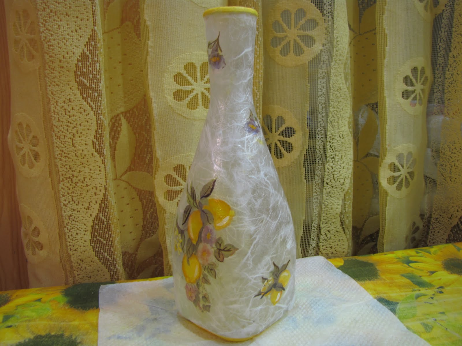 Декупаж бутылки картой Декупаж бутылки картой