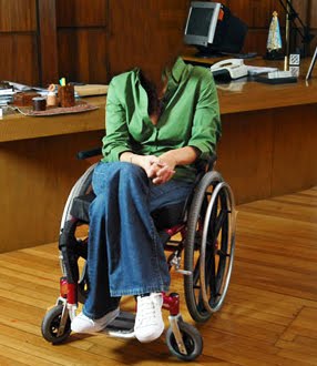 Porteños olvidan la cara de Michetti. La silla de ruedas y su frugal carrera política, causantes