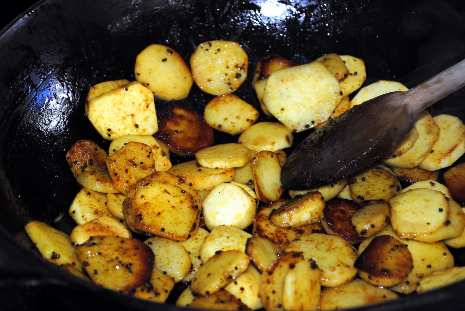 Easy Taro Root Roast/ Seppankizhangu Roast Pressure Cooker Free