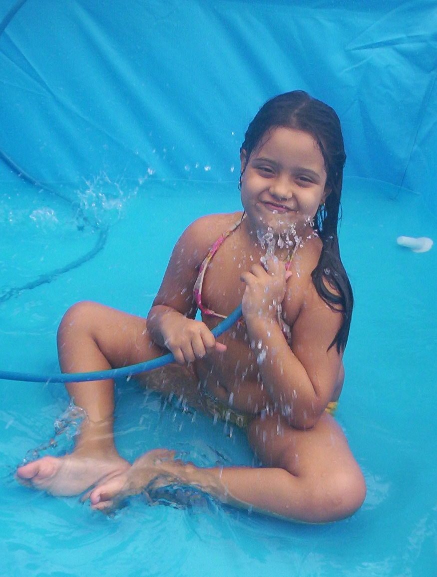 [NA+PISCINA.JPG]