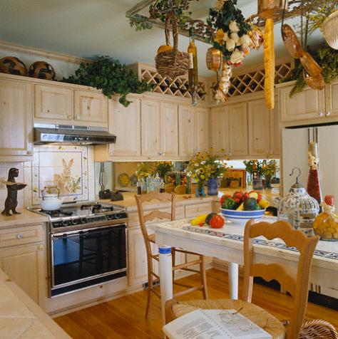[Country_Kitchen.jpg]