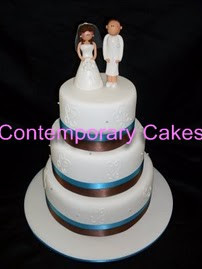 New Zealand national costume  bride and groom cake.