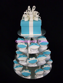 Tiffany themed cupcakes.