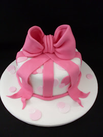 Birthday bow cake workshop