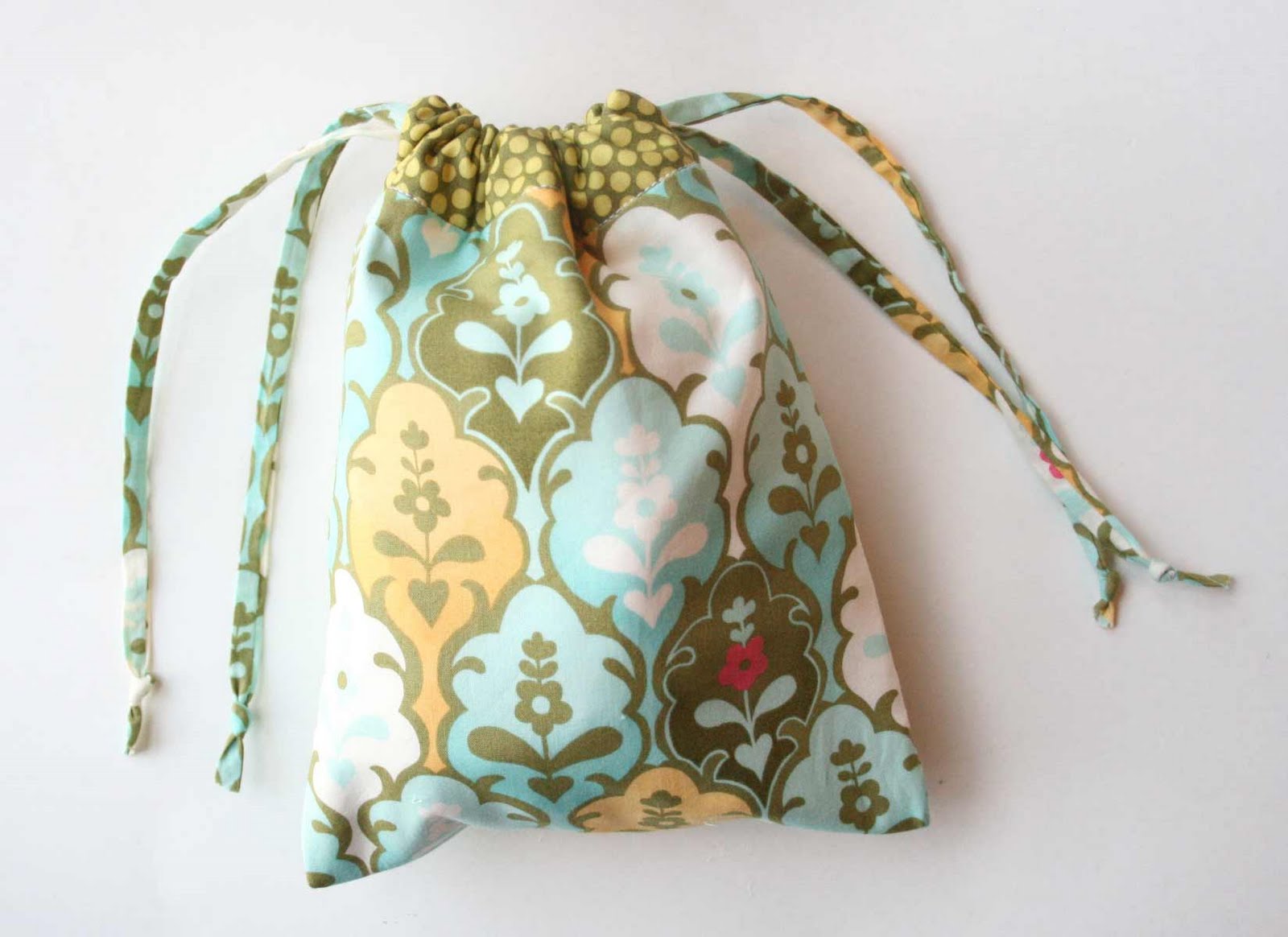 The Creative Place Tuesday Tutorial Drawstring Bag