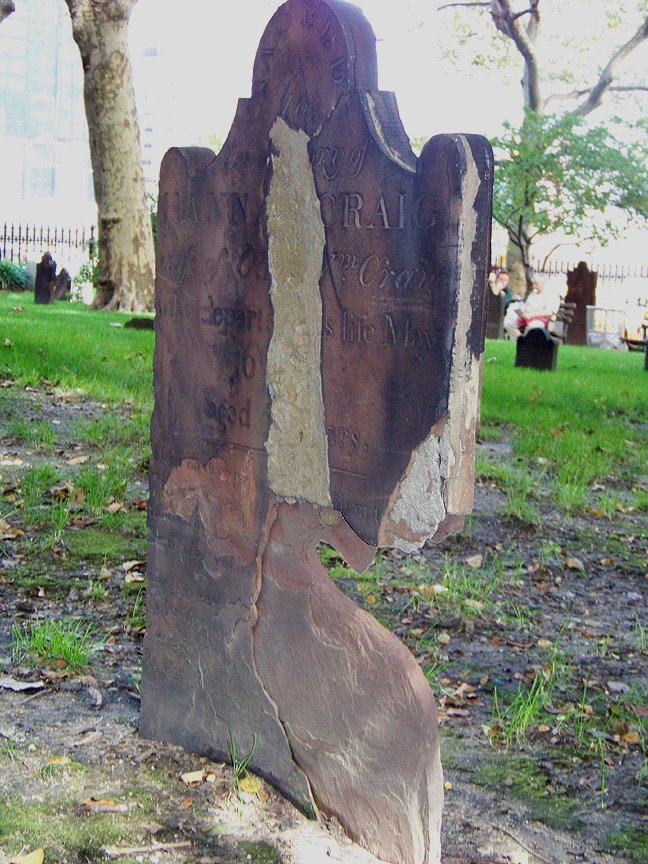 [Tombstone_broken.jpg]