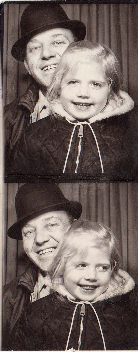 [Dad_me_photobooth.jpg]