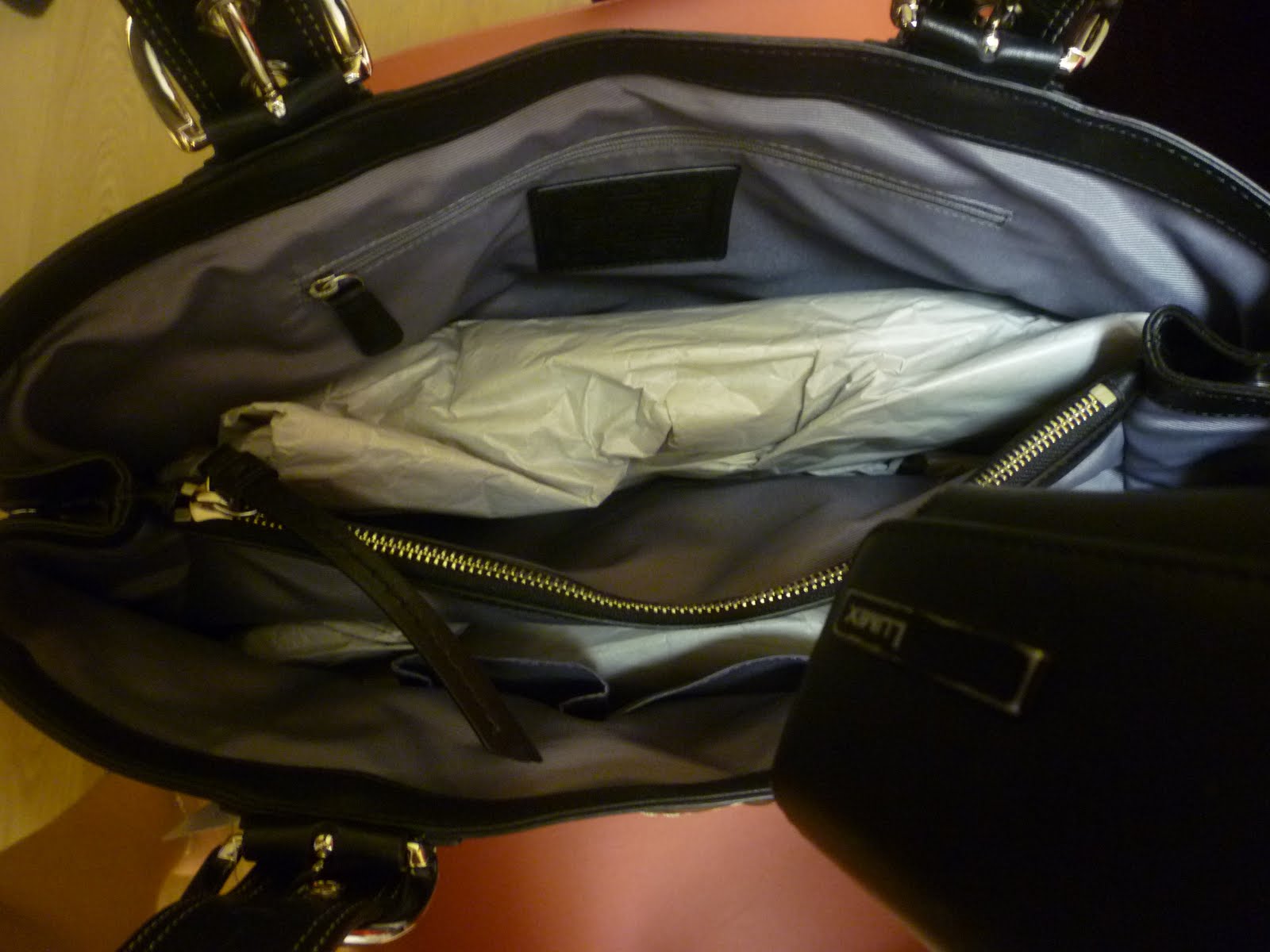 inside coach bag