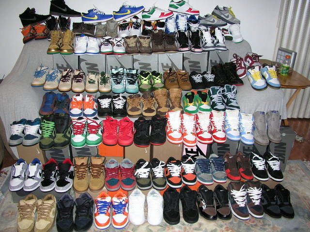 Nike Dunk sneaker wearing wearing nike dunks. Nike Dunk sneaker wearing