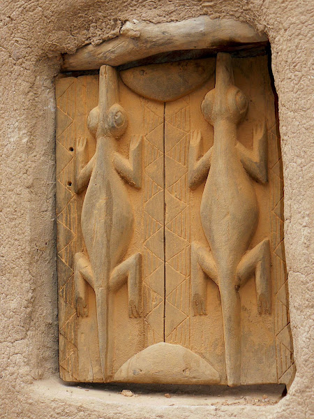 Dogon Window Shutter