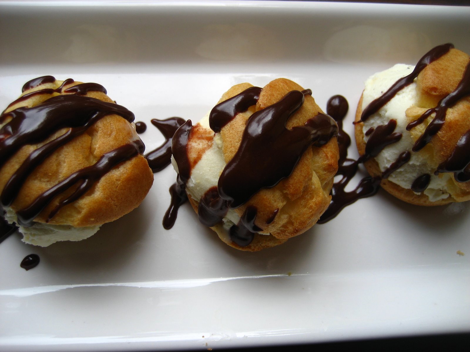 [profiteroles+045.JPG]