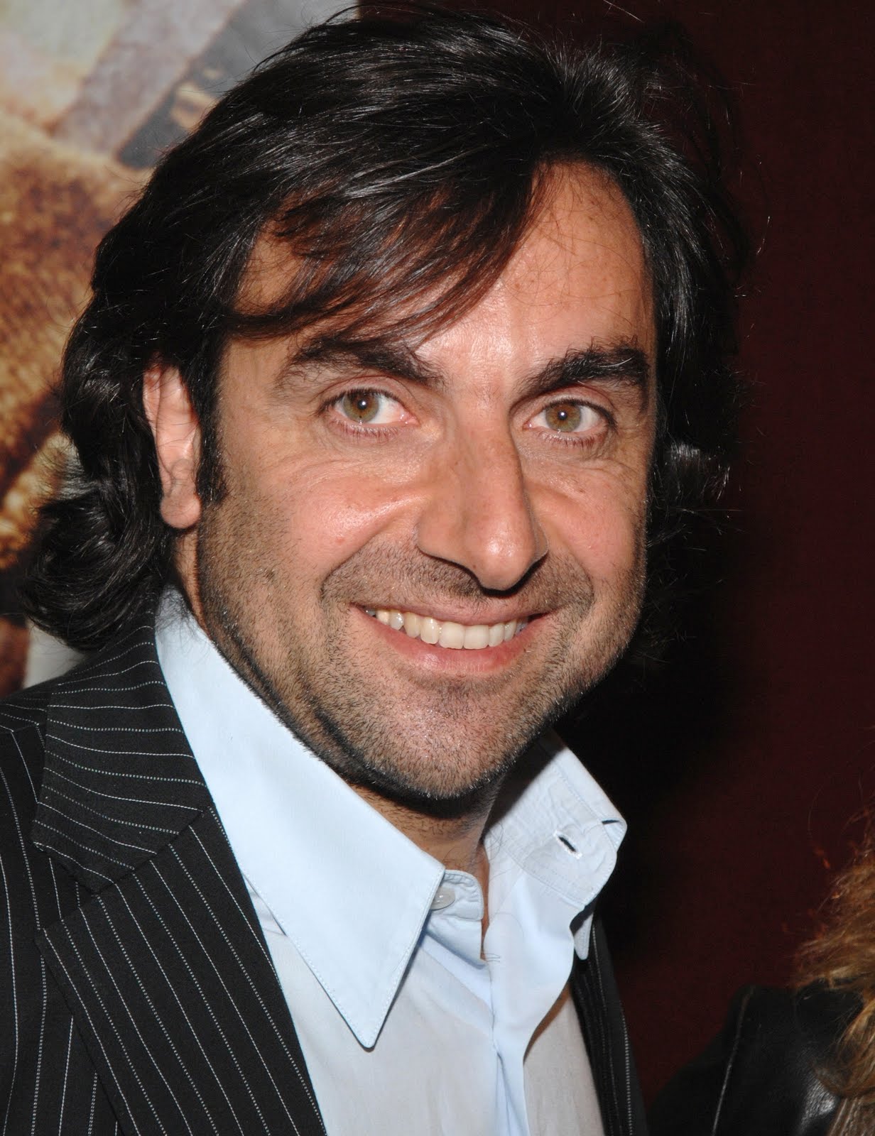 http://4.bp.blogspot.com/_PEPWIqGX5Uo/S_t7eVThVLI/AAAAAAAAUmY/1txpR9VfEEo/s1600/Andr%C3%A9+Manoukian.jpg