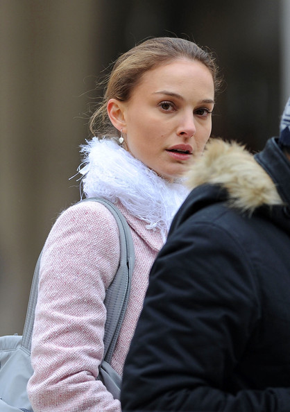 Movie Review: The Black Swan The Black Swan Photos. Movie Review: The Black Swan