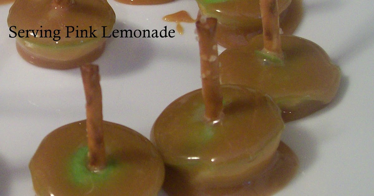 Serving Pink Lemonade Mini Caramel Apples
