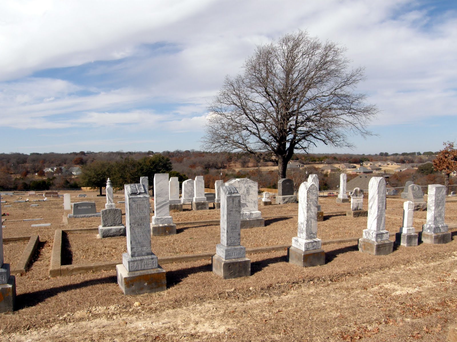 [Zion-Hill-Cem-looking-west-P1010056.jpg]
