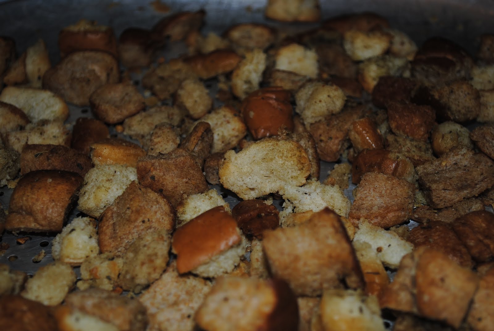 3 Blondes and the Law make your own croutons