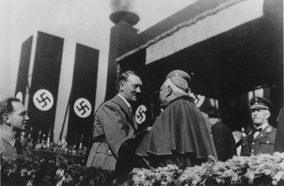 Hitler+and+pope.png