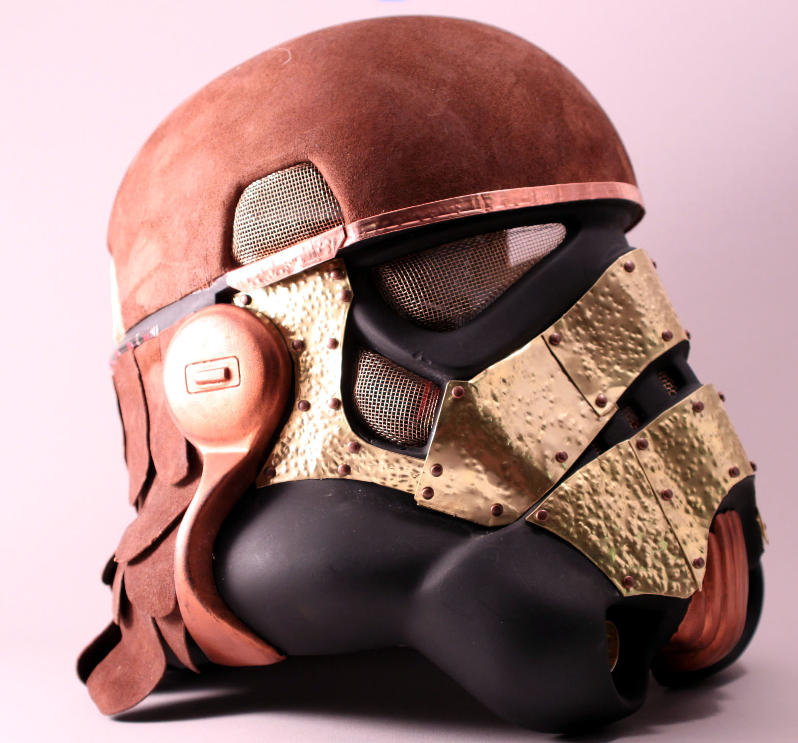 Helmet Screen