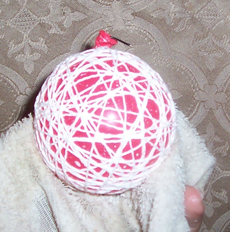 Hanging In There with B string ornaments (with step by step photos)