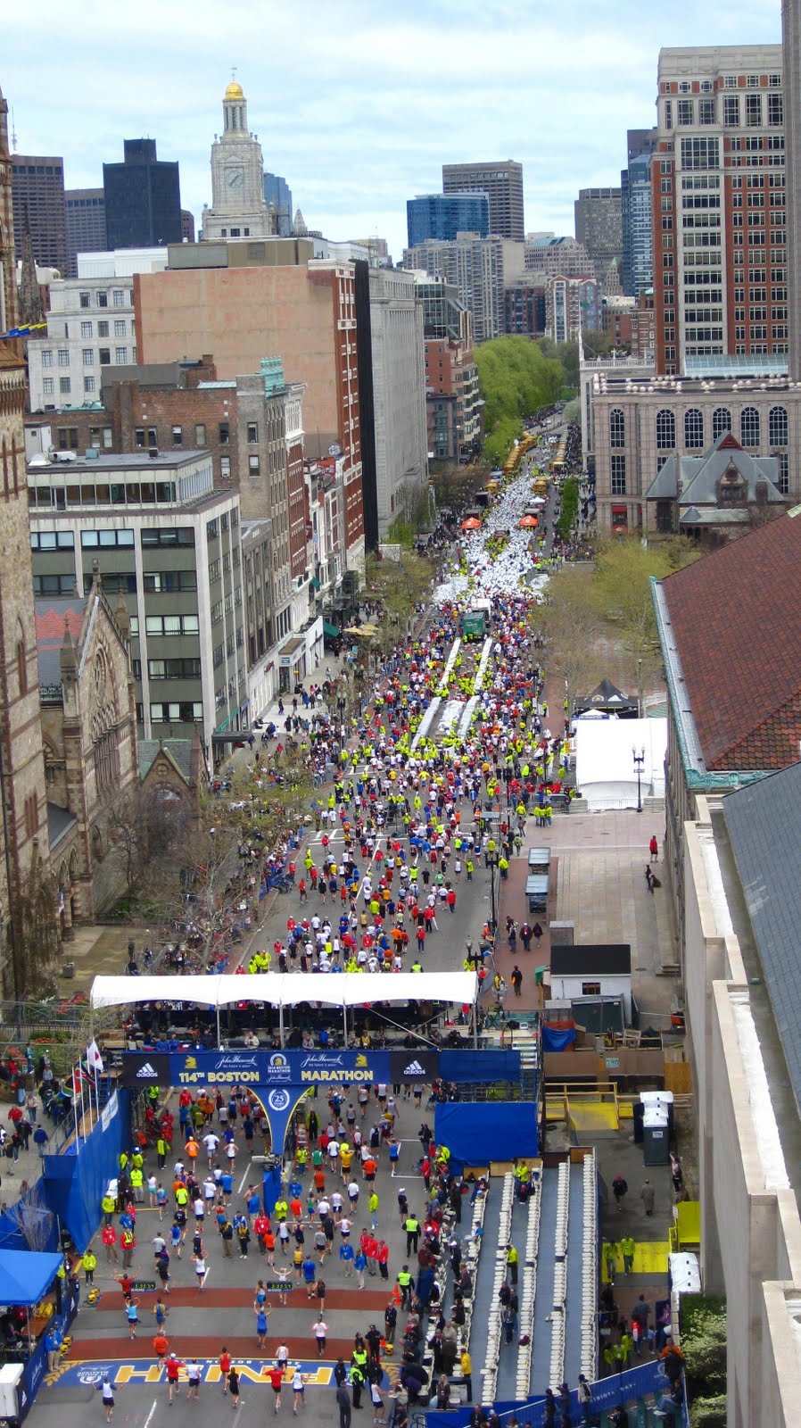 Boston 5 Ton Marathon 2025 Hotels Moira Angelica