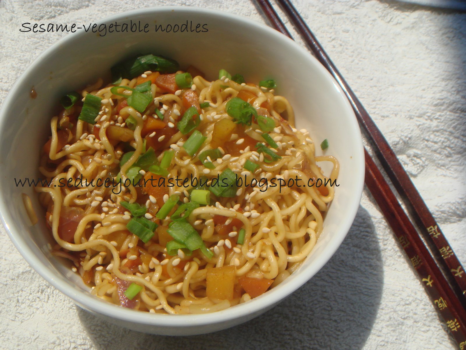 [sesame+veggie+noodles.jpg]