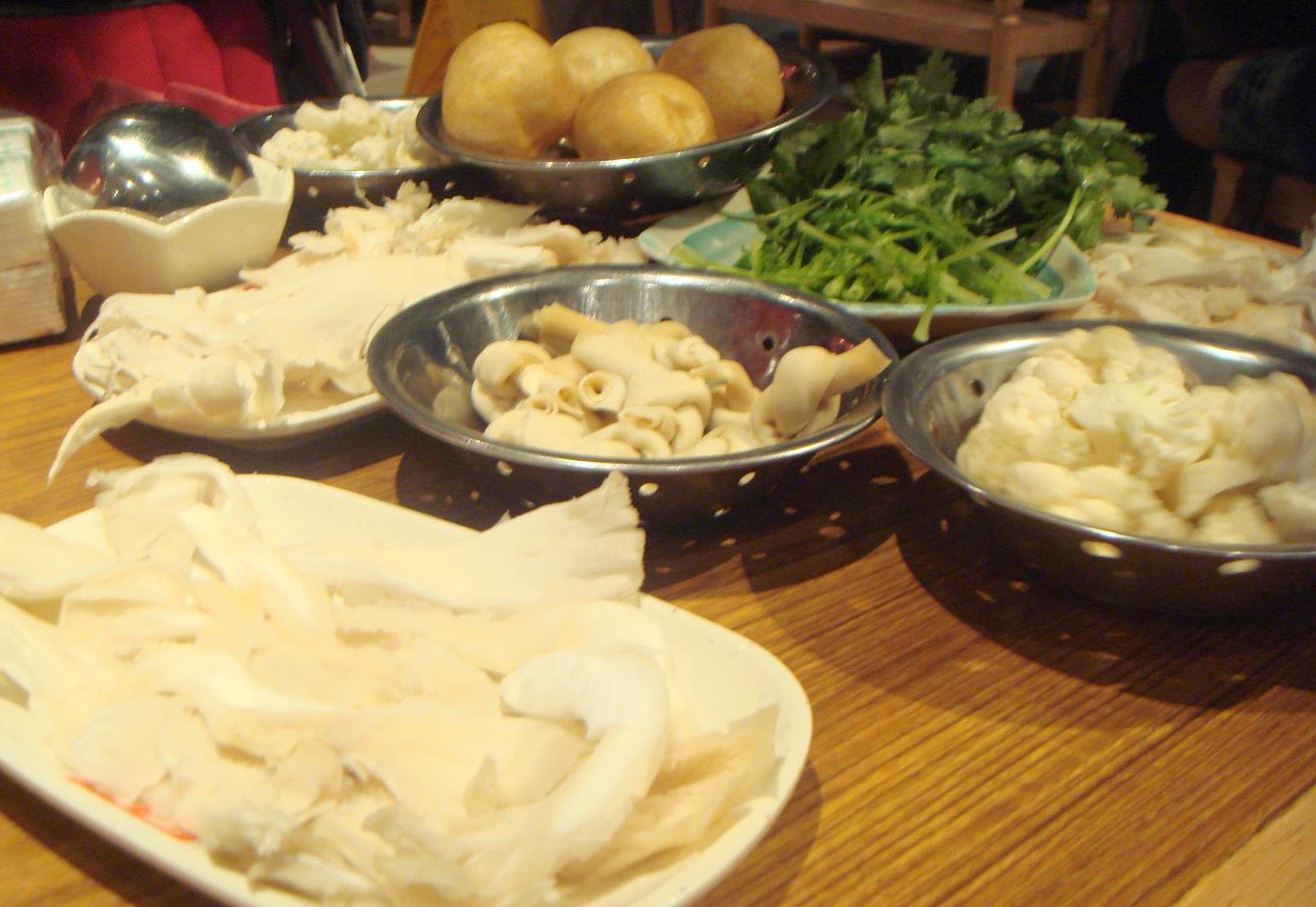 [xiangcai&baiyejie.JPG]