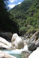 Sehr angenehmer Badebach in der Tarokoschlucht bei Hualian
