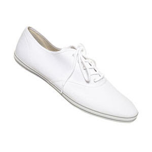 Mens+White++Plimsolls+and+Canvas.jpg