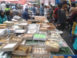 Suasana Pasar Kue Blok M