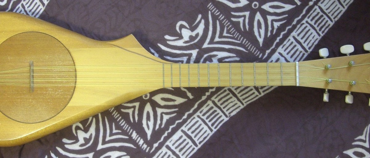 TAHITIAN UKULELE INFO