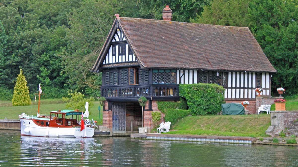 Captain Ahab's Watery Tales Abingdon to Mapledurham