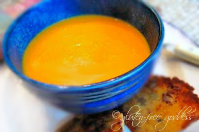 Lovely and simple vegan carrot soup