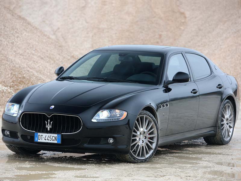 2010+Maserati+Quattroporte+Sport+GT+S+-+Performance.jpg