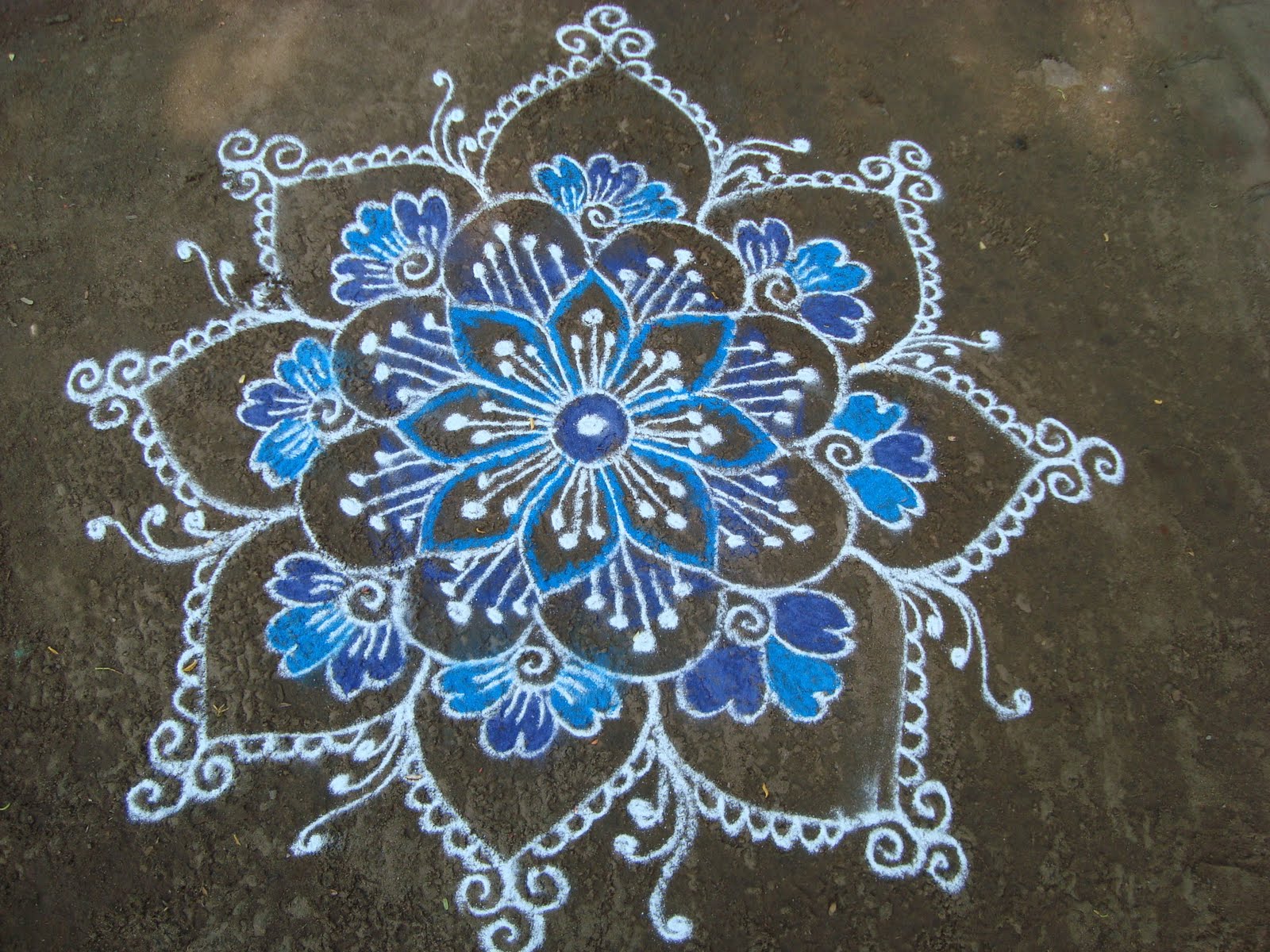 My Kolam: Blue Day Rangoli