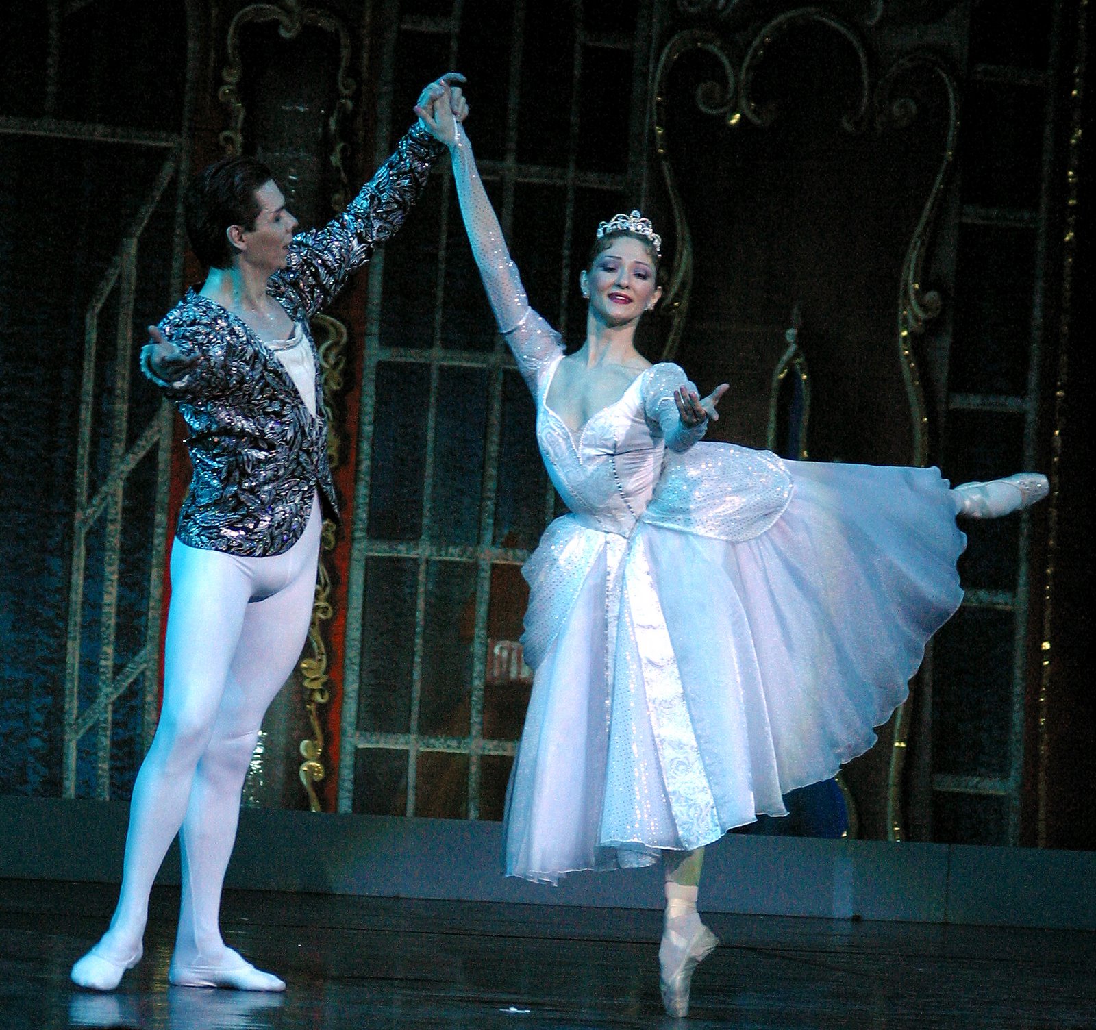 [Cinderella_15_Fix_Crop.jpg]
