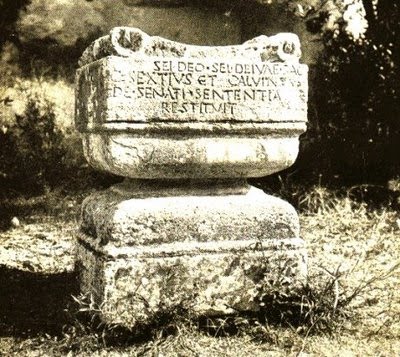 [altar.jpg]