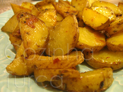 Batatas com Especiarias no Forno (Fırında Baharatlı Patates)