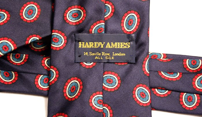 Hardy Amies