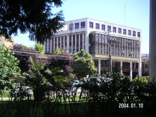 Edificio Facultad de medicina, UdeC