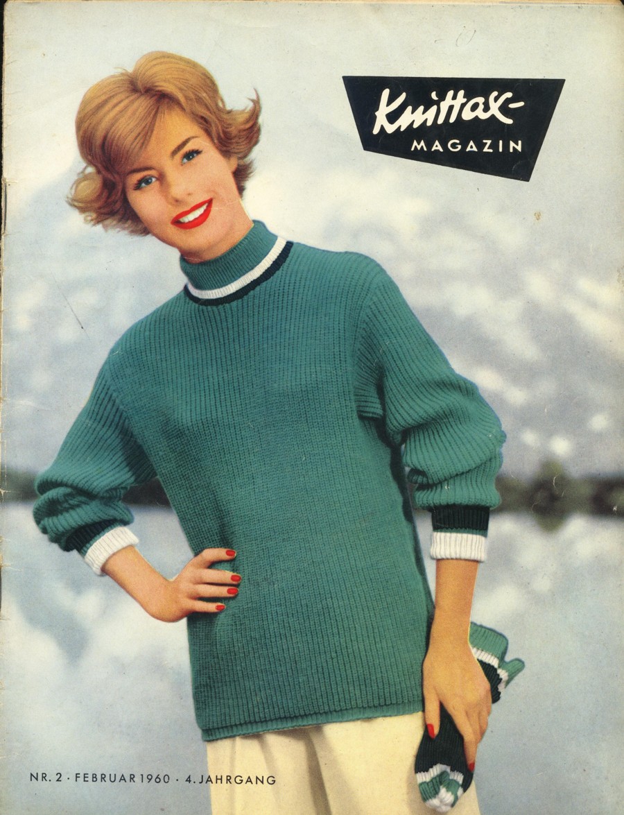 [knit60002.JPG]