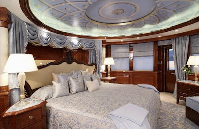 luxury yacht rent in ibiz