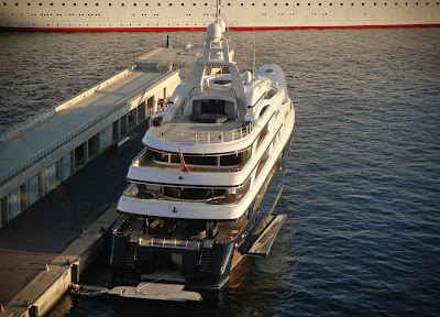 luxury yacht rent in ibiza