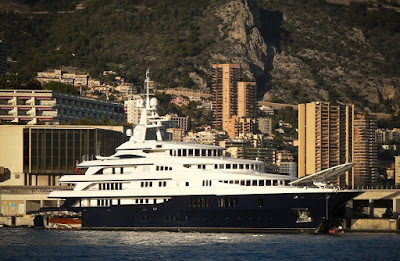 luxury yacht rent in ibiza
