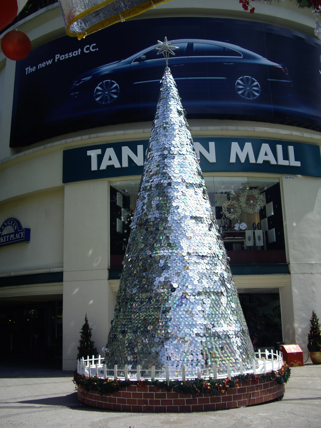 Spectacular sydney christmas lights and decorations Somewhere in Singapore Blog: Christmas Decoration @ Tanglin Mall