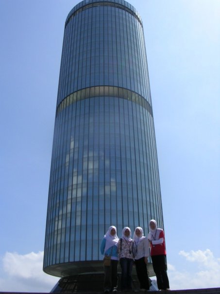 Bangunan Yayasan Sabah