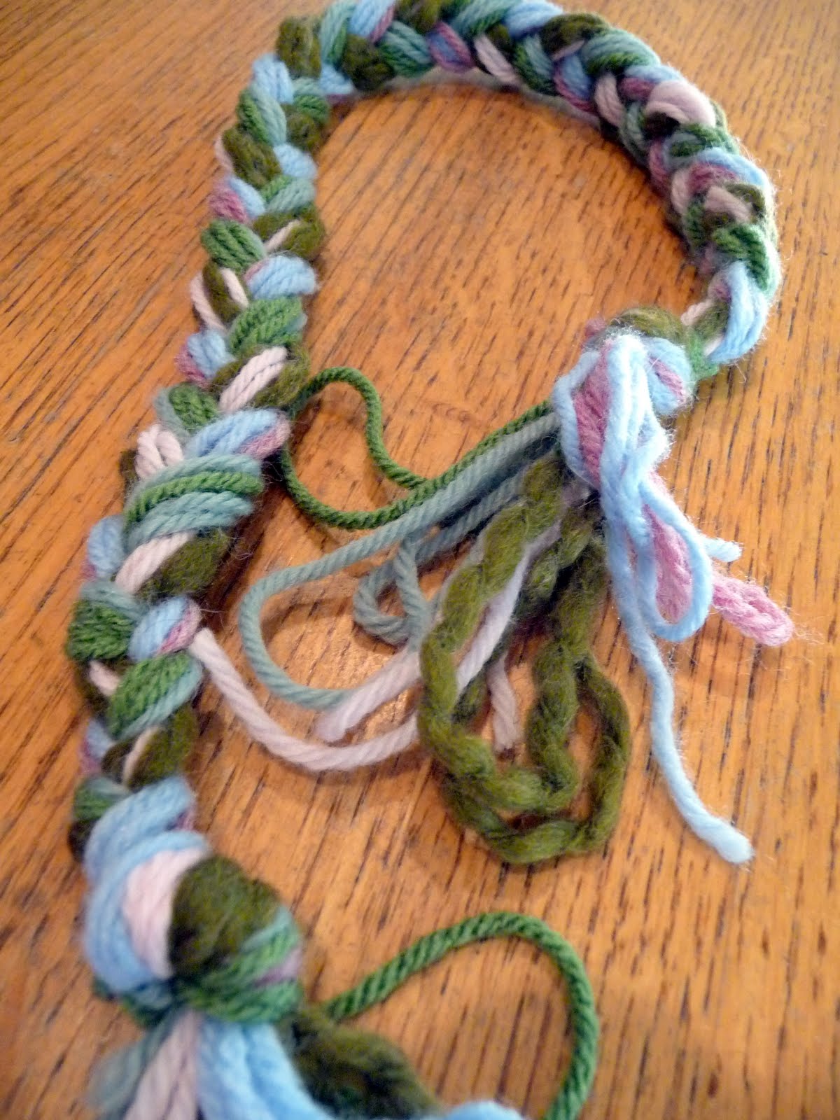 Teapots and Polka Dots QuickandEasy Yarn Cat Toy