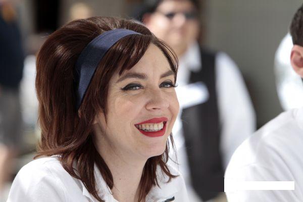 Name: Stephanie Courtney