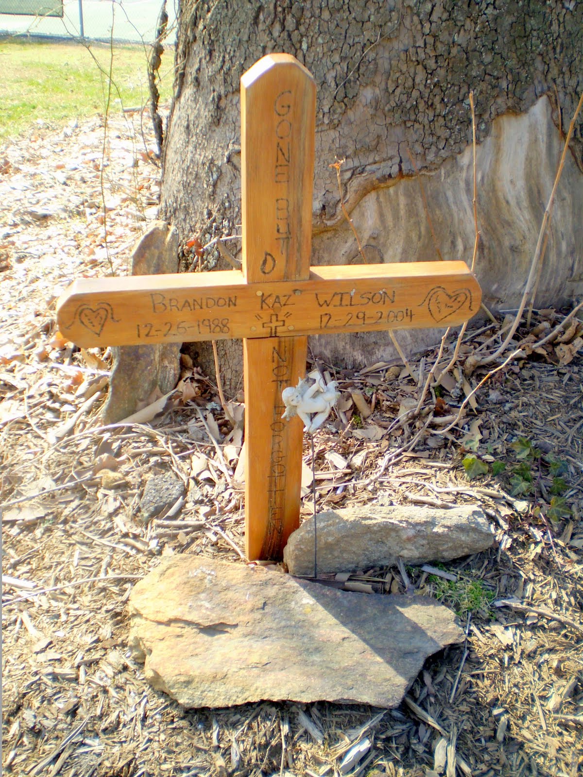HOLLER NOTES Roadside crosses