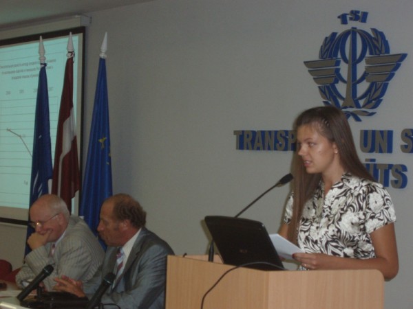 [P8270025+(600+x+450).jpg]