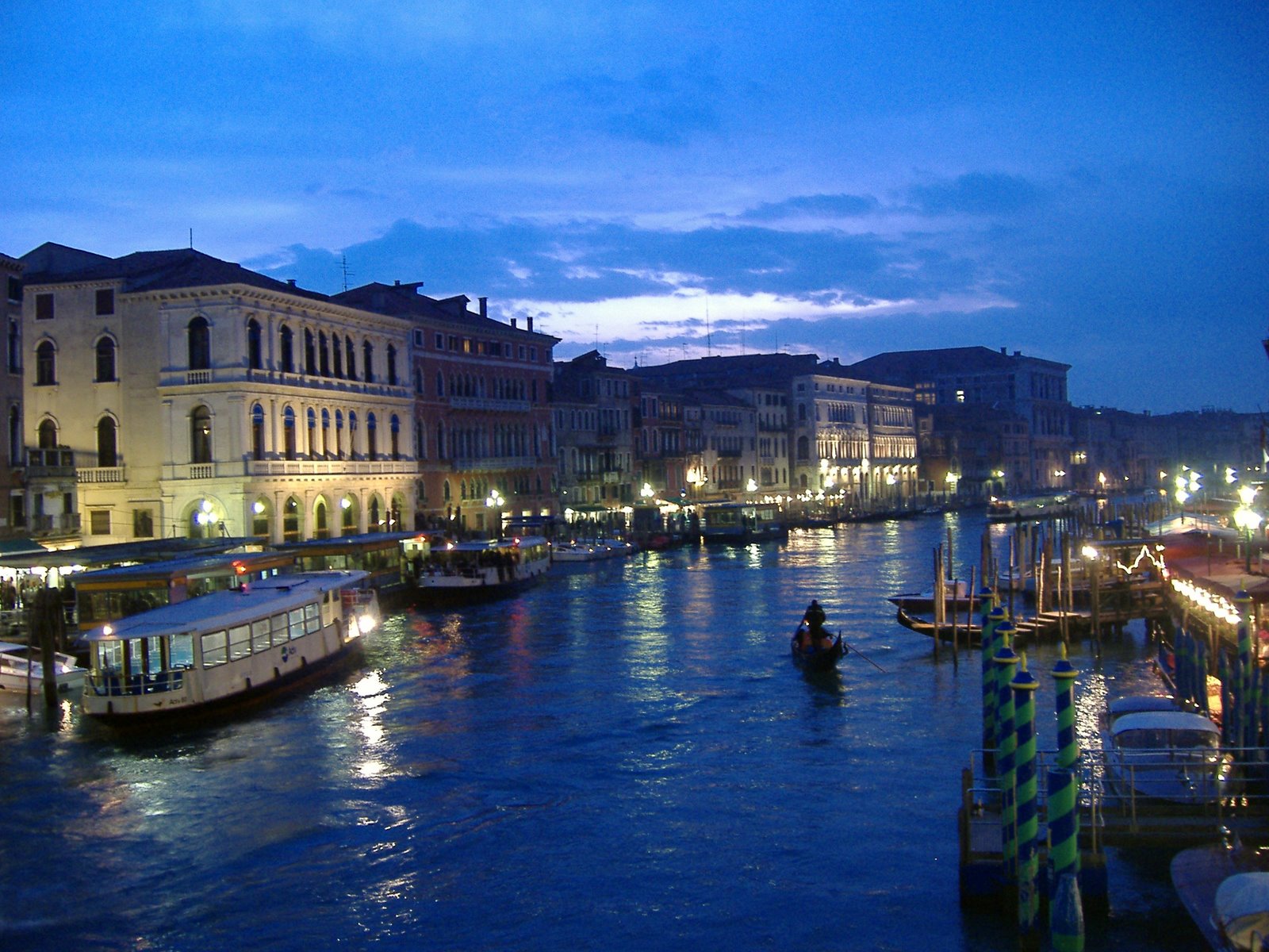 [Venice.JPG]
